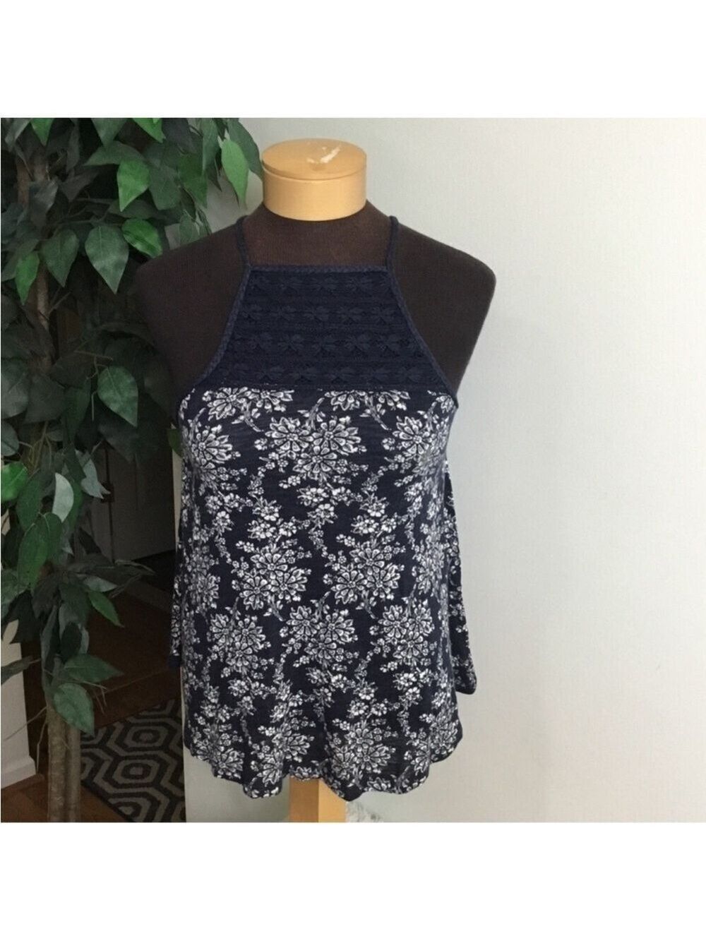 Cape Juby blue & white floral tank top Woman’s size XS halter high neck